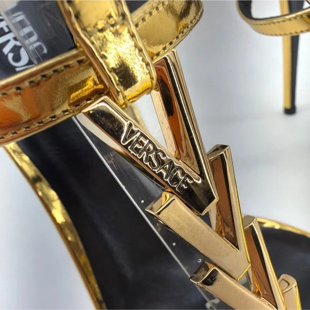 Versace V2025 Chain Metallic Leather Heels Gold 105mm Stiletto Sandals Size 39